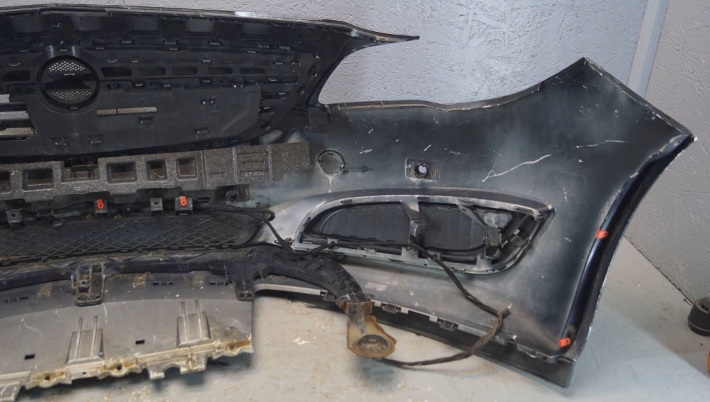 Opel insignia a lift бампер перед pdc z2413 Киев