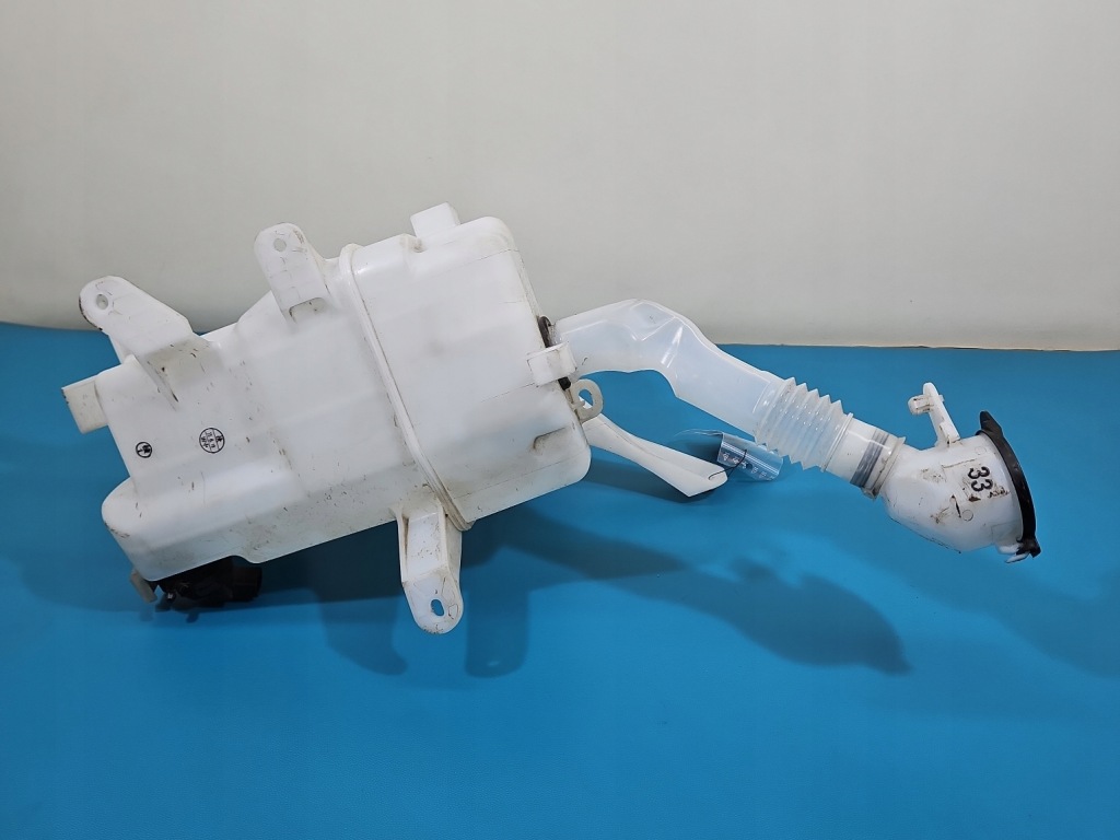 Бак бачок рідина розпилювача lexus ct 10-22 Недорого