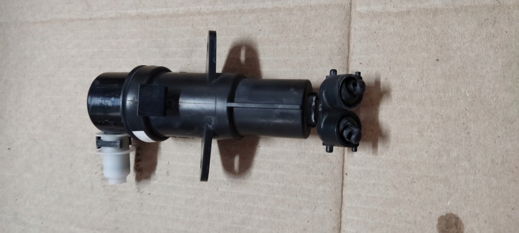 фото №1, Bmw x3 e83 lift омыватель лампы правый перед