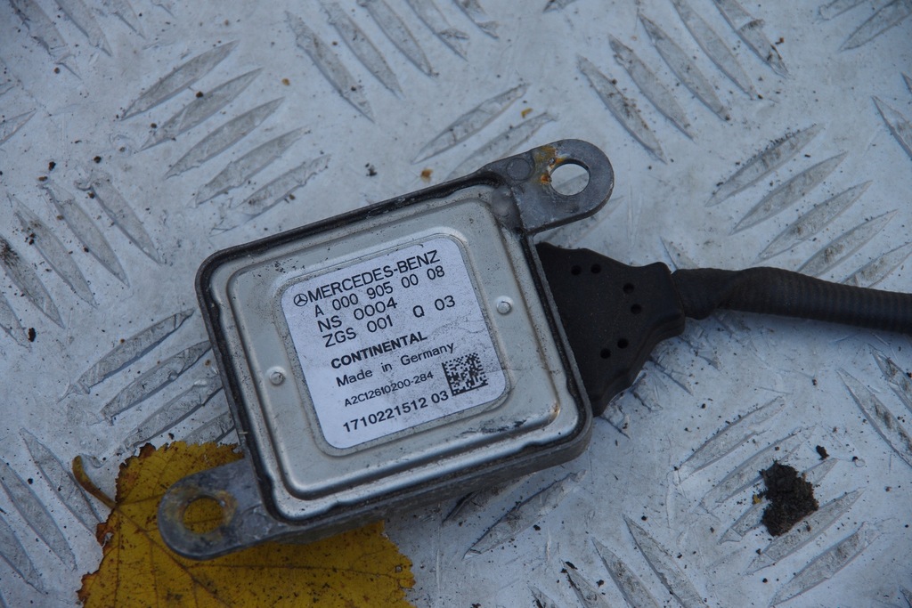 фото №1, Датчик лямбда-зонд датчик nox mercedes glc x253