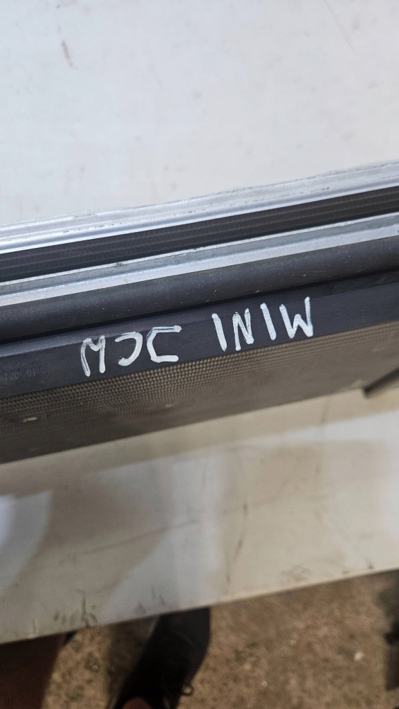 Радіатор води кондиціонера bmw mini 8586321 9271207 Ціна