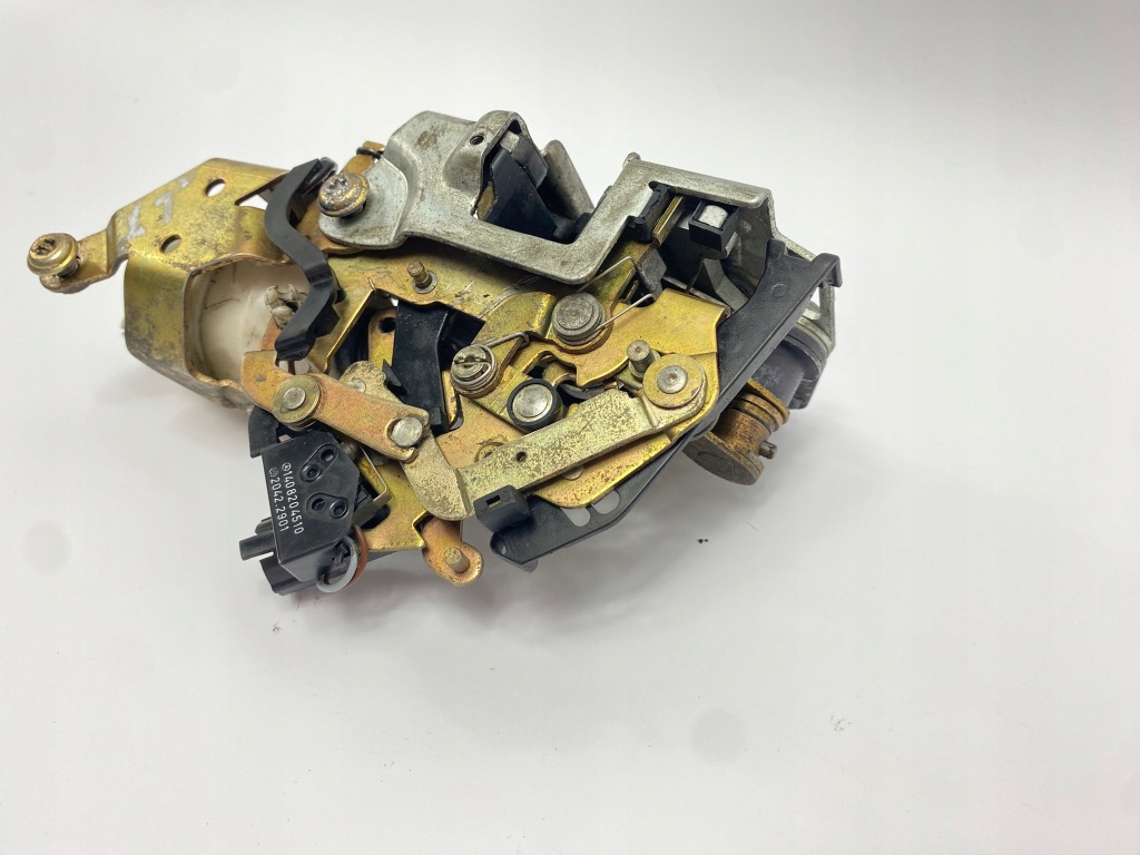 Замок вкладиш доводчик двері лівий задній mercedes w140 c140 cl 1408001975 Ціна