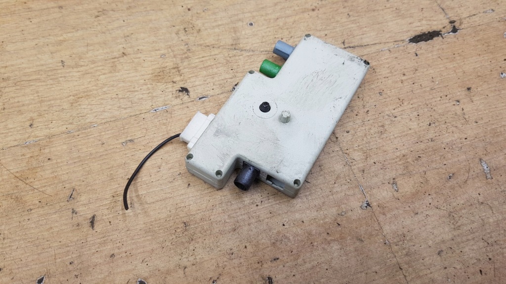 фото №2, Підсилювач антени mini cooper ii r57 cabrio