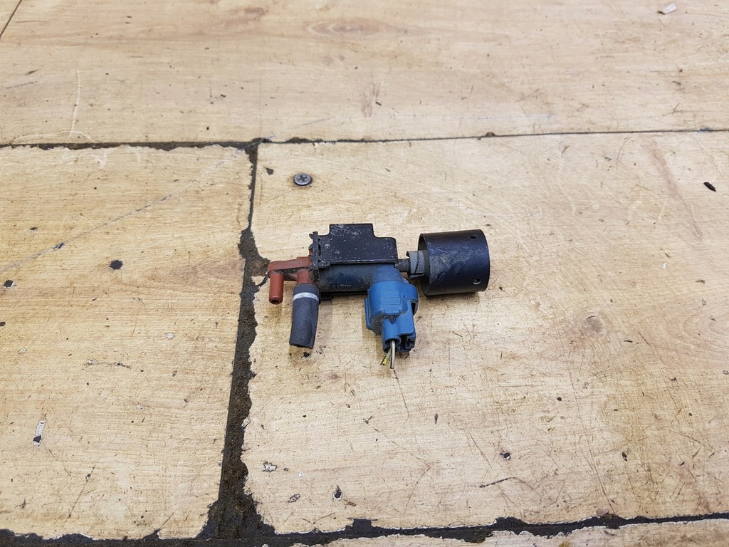 фото №1, Клапан вакууму toyota rav4 i 2.0 16v