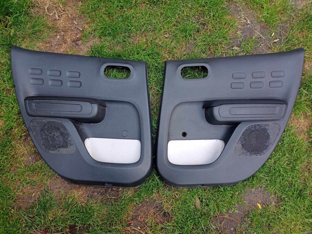 фото №1, Обшивка дверь задняя задний правый левый citroen c3 iii 3