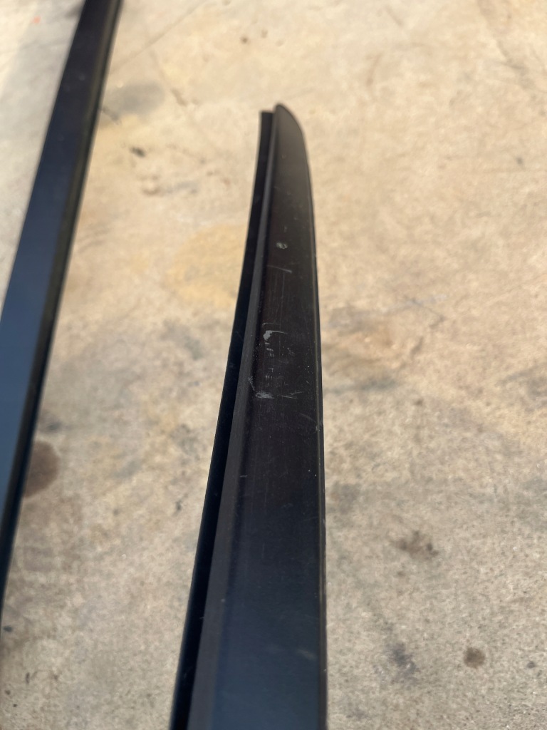 Молдинг стекло лобовое перед правая 7427874, bmw 3 g20/21, 22r в Украине