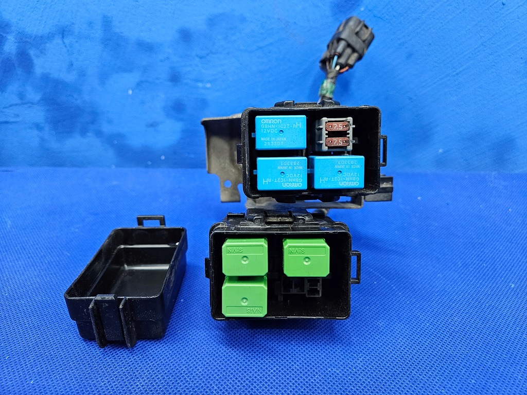 фото №10, Коробка предохранителей mitsubishi i-miev citroen c-zero peugeot ion