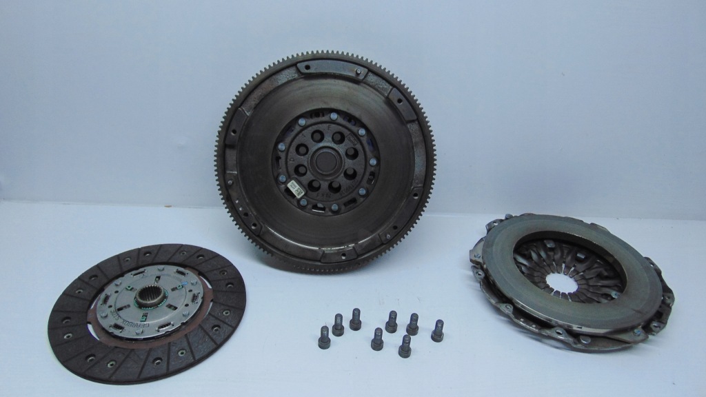 фото №1, | mercedes b w246 1.6 cgi зчеплення маховик з двома масами комплект
