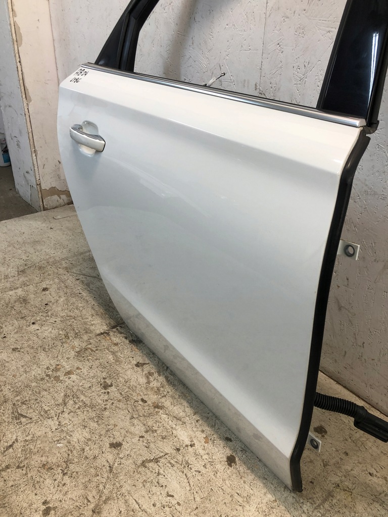 фото №5, Двері праве правий задня задні a8 d4 ly9c