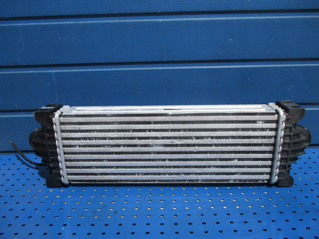 Интеркулер радиатор воздуха transit 2.2 06r-14 в Украине