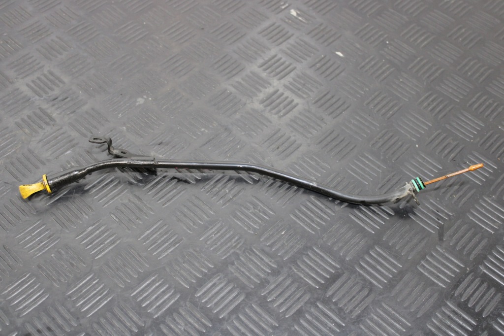 фото №1, Щуп щуп масла 9805767780 citroen c3 iii 3