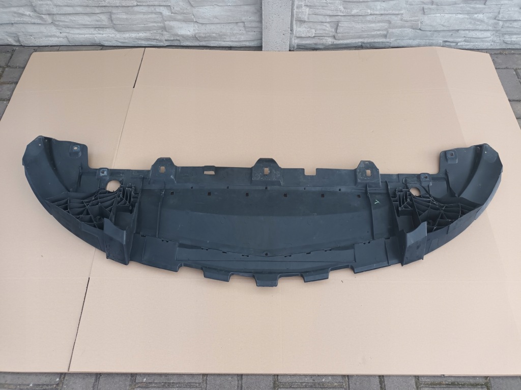 фото №6, Захист плита pod бампер mercedes a-klasa amg w176 перед