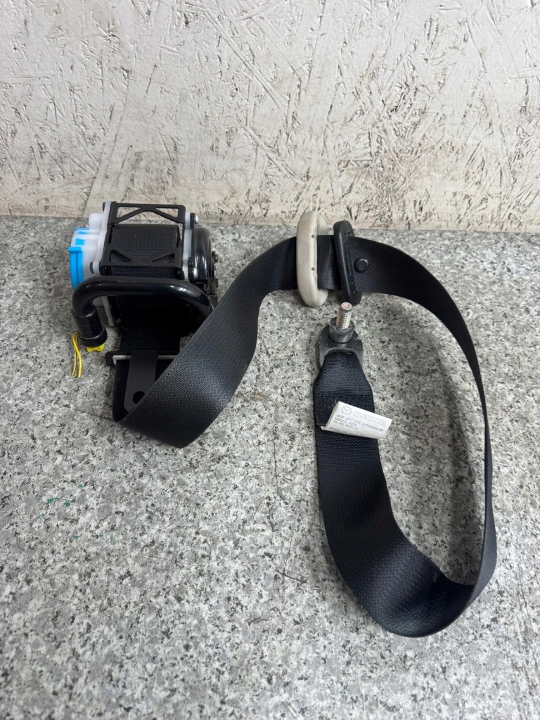 Купити Ремінь безпеки правий перед mazda 6 gj 2012-2017