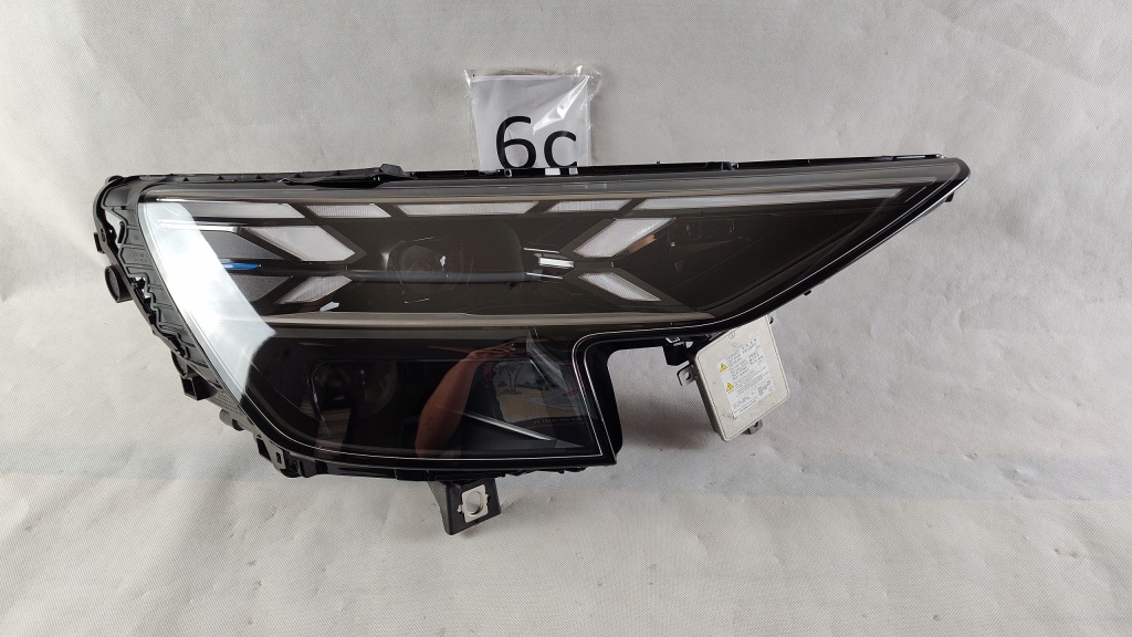 фото №1, Audi q8 lift laser правий лампа права 4m8 full led 4m8941086d