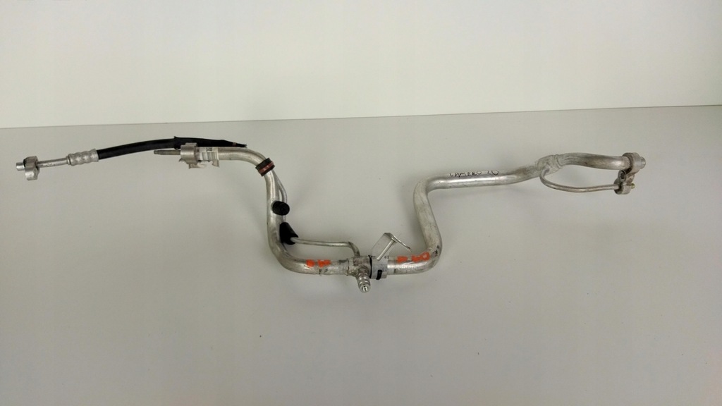 фото №1, Camaro 16- 2.0t шланг трубка кондиціонера