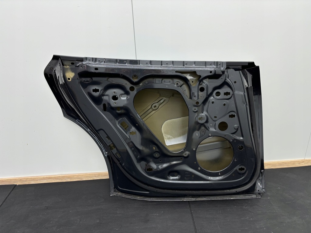 фото №14, Porsche taycan дверь левая задние задняя