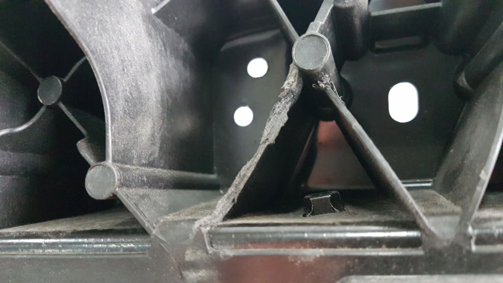 Ремень передний ssangyong torres evx 57100-42000 Цена