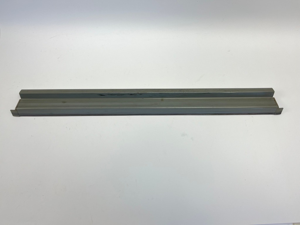 Купити Молдинг поріг накладка поріг mercedes we201 190 перед права ліва сіра