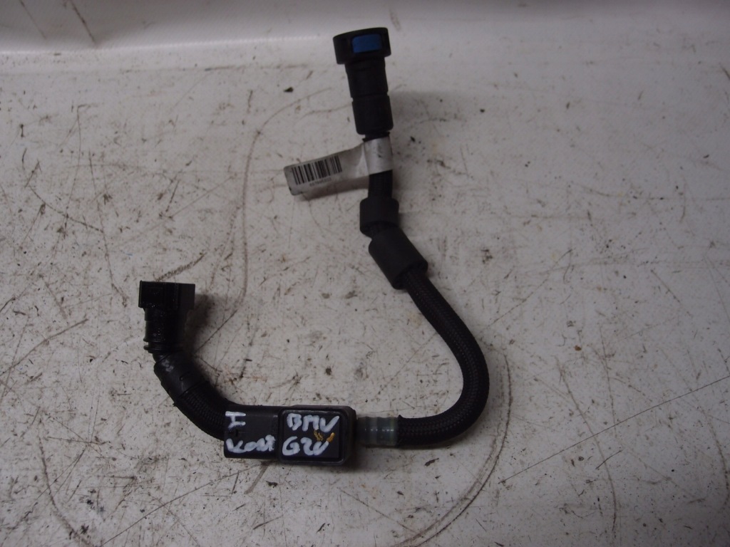 Купити Патрубок шланг трубка пального bmw 3 g20 2.0 d 8579955