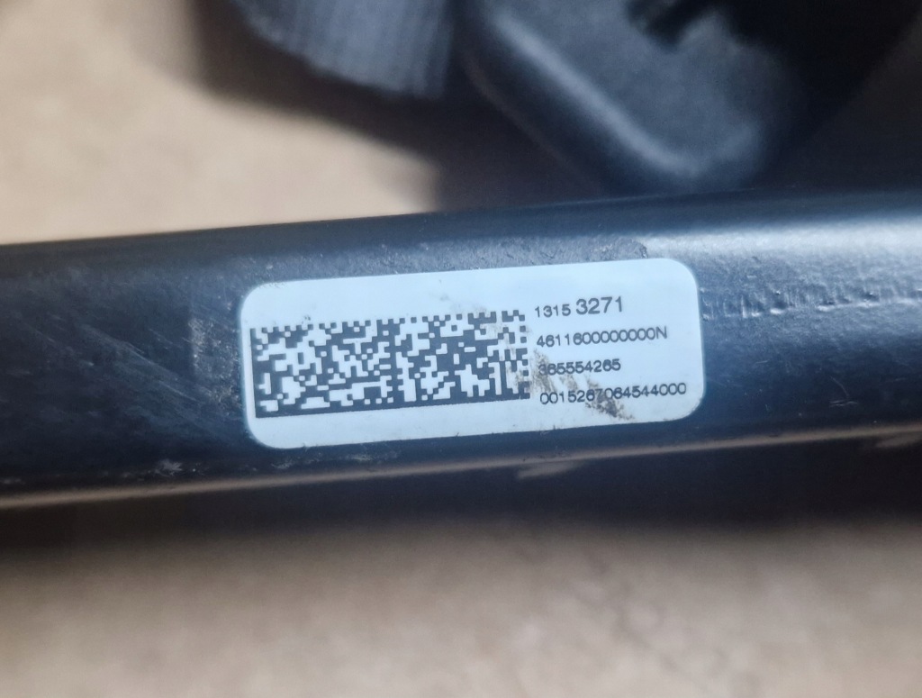 Opel corsa e ремни ремень перед передние левое  правый  13427741 13427740 gm l r Недорого