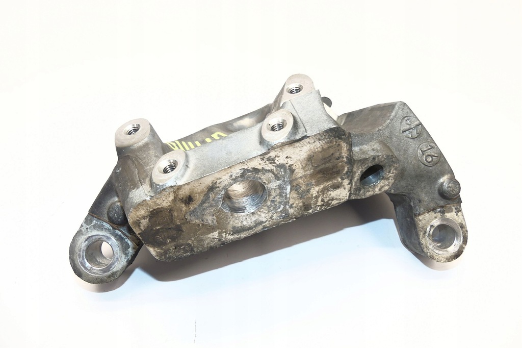 фото №2, Alfa romeo giulia quadrifoglio 2.9 v6 кронштейн двигуна права