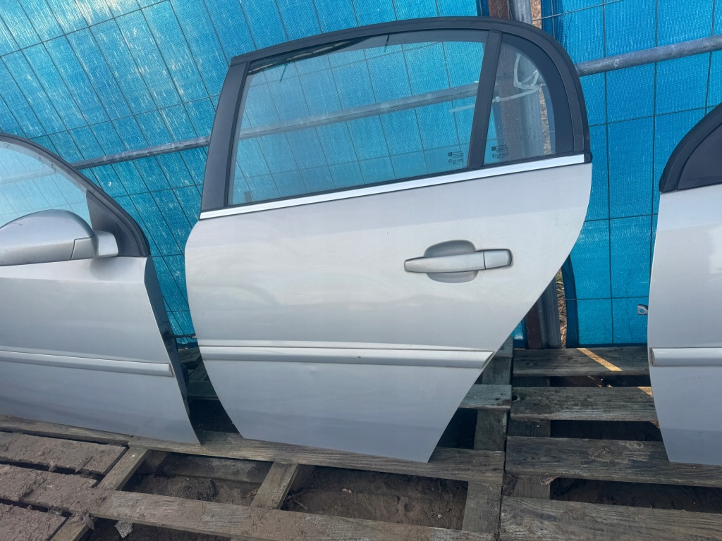 фото №3, Двері передні, задні. праве. ліва vectra c lift signum 167