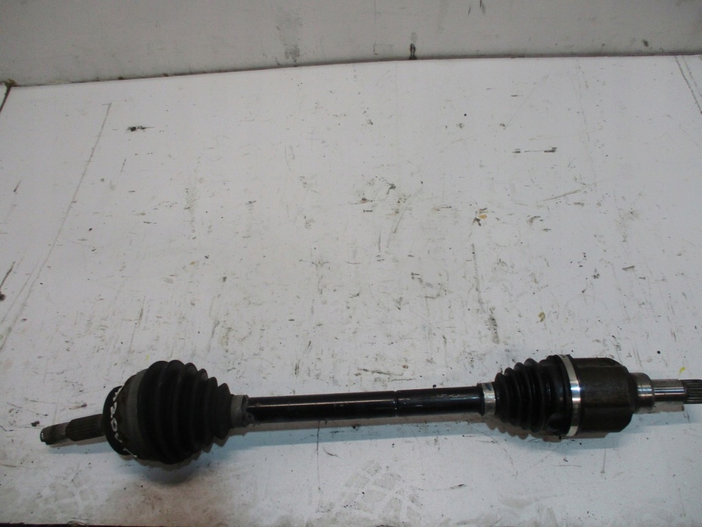 фото №1, Привідний вал citroen c3 iii 1,2vti 9677476580