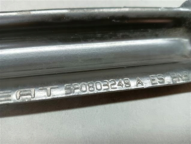 фото №4, Seat altea 13r кронштейн крила лівий 5p0803249a