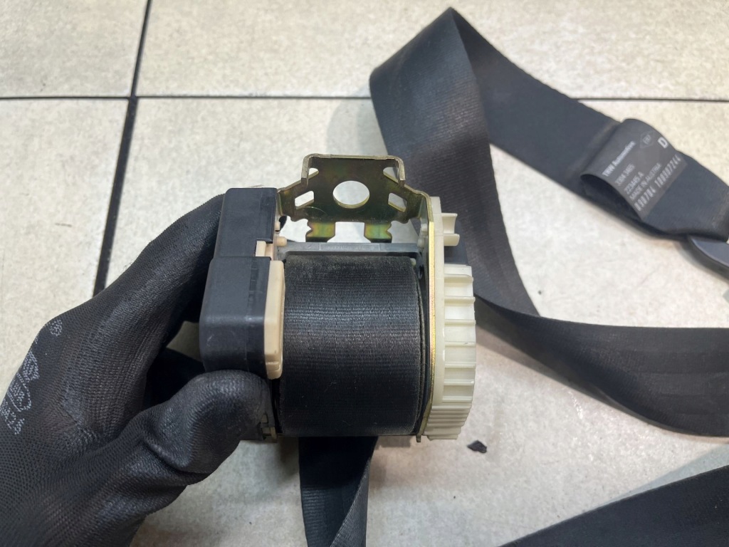 Ремень безопасности правая  перед kangoo 1 fl 1.5 dci 43594 в Украине