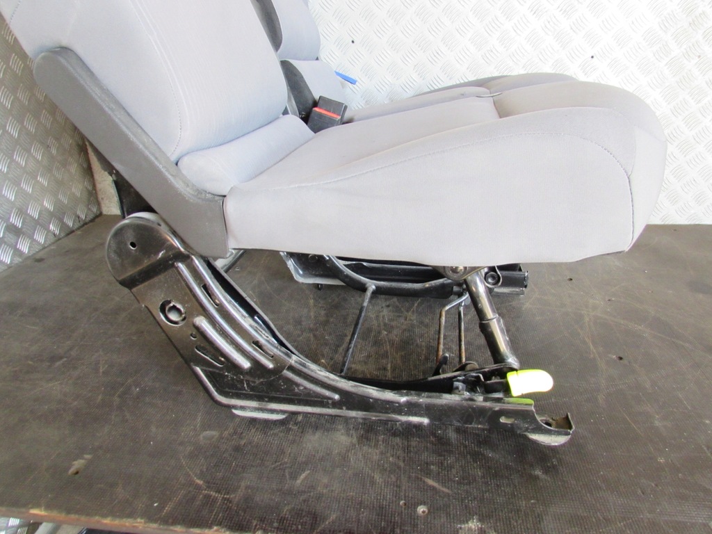 фото №8, Сидіння правий перед peugeot partner iii 08-18 r.