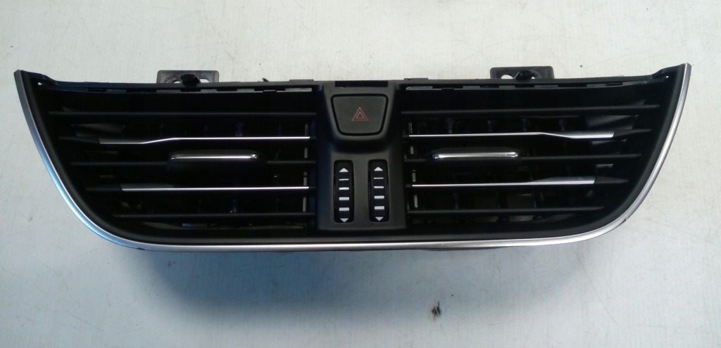 фото №1, Решітка обдув середня focus mk4 kuga oryg.