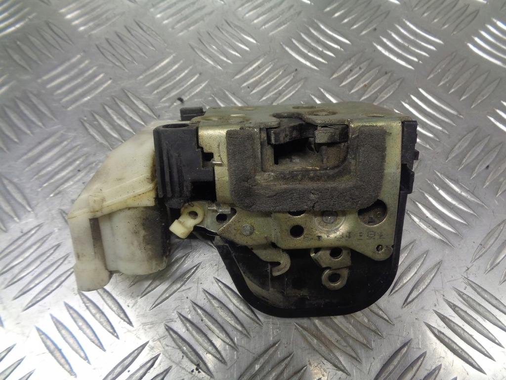 фото №2, Замок дверь левый перед alfa romeo 147