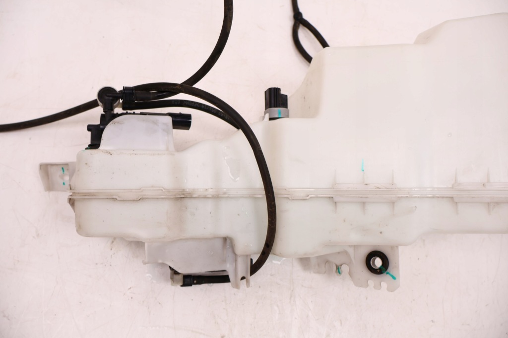 фото №7, Volvo xc60 ii бачок омывателя 31662335, 31662345