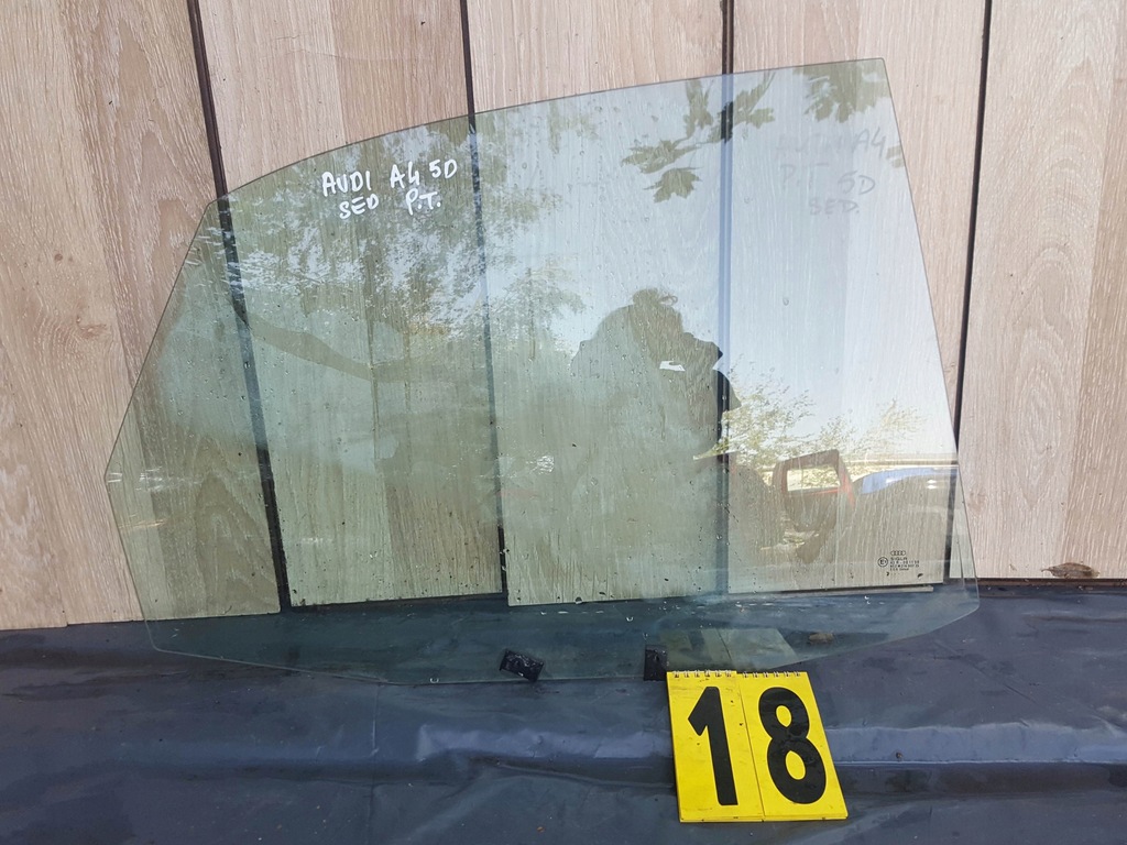 фото №1, Audi a4 b5 sedan скло бічна двері задня права