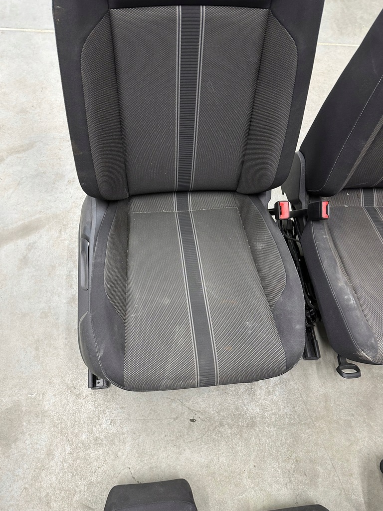 фото №6, Сиденья заднее сиденье спинка салона vw t-roc оригинал подушка безопасности