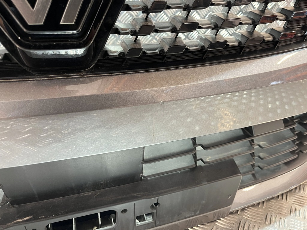 фото №4, Бампер перед передній решітка радіатора renault clio v lift 23- tekqg