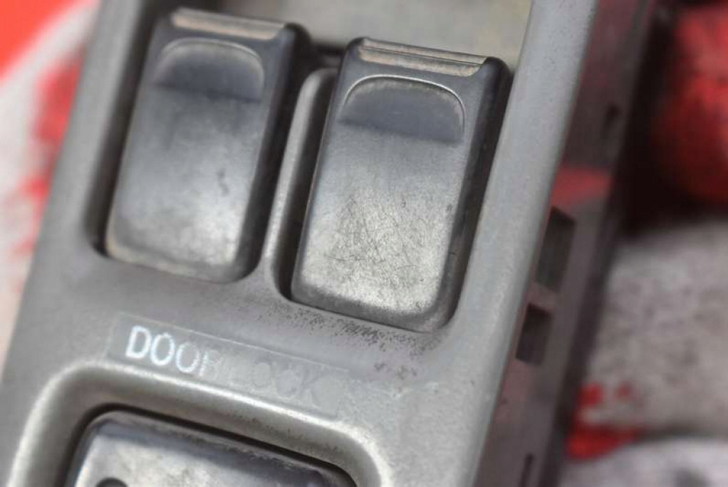 фото №12, Панель керування вікон eu suzuki grand vitara 1 i 98-05