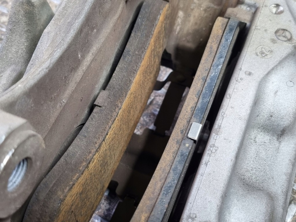 2022 mercedes-benz eqs v297 суппорт тормозной передний a2974205700 Цена