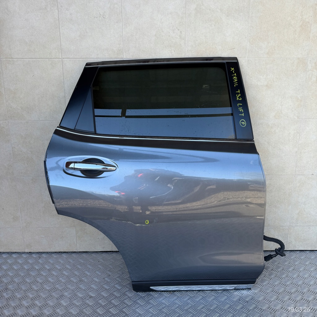фото №1, Дверь полный задние правое nissan x-trail t32 lift 2020 rok