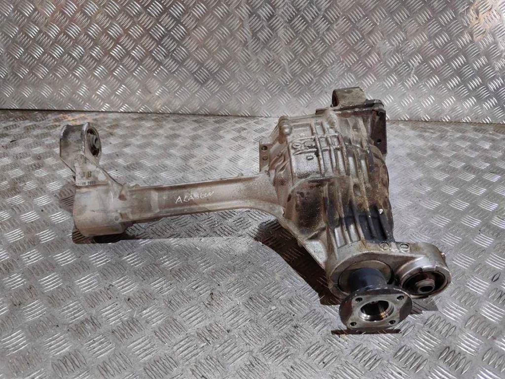 фото №1, Мост редуктор дифференциал перед alaskan navara np300 2.3