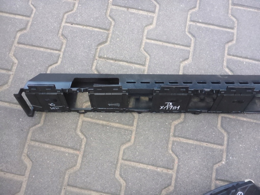 фото №5, Toyota hilux 15- абсорбер бампера перед оригінал