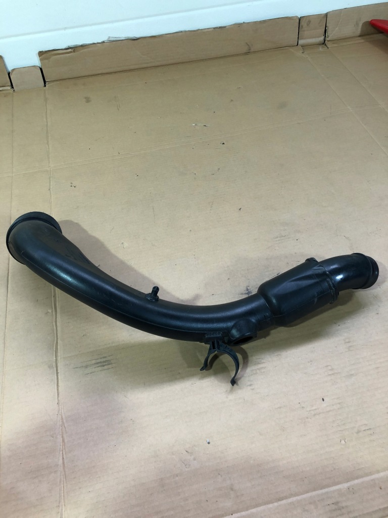 Купити Труба повітрозабірник інтеркулер porsche 991 turbo s