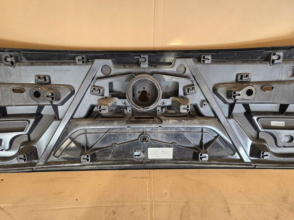 фото №5, Bmw ix i20 накладка крышка багажника задняя