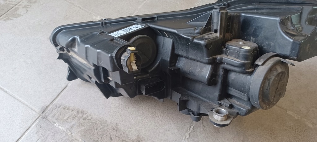 фото №7, Skoda scala лампа правый перед фара full led