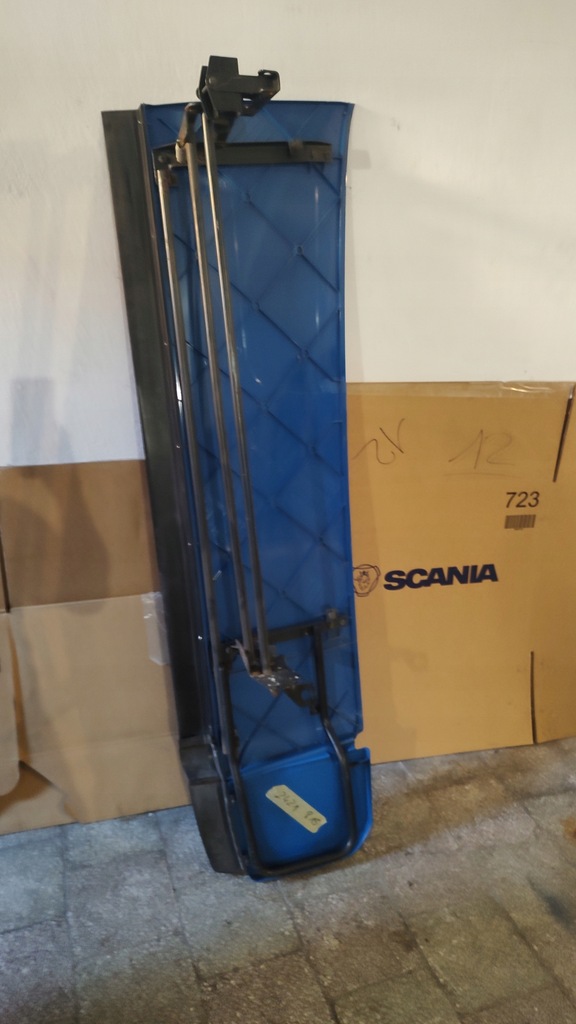 фото №2, Спойлер закабінний лівий scania r streamline