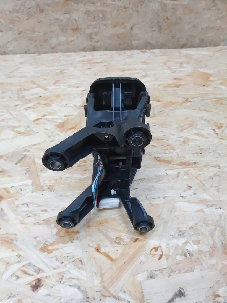 фото №7, Mitsubishi outlander iii домкрат передач гибрид