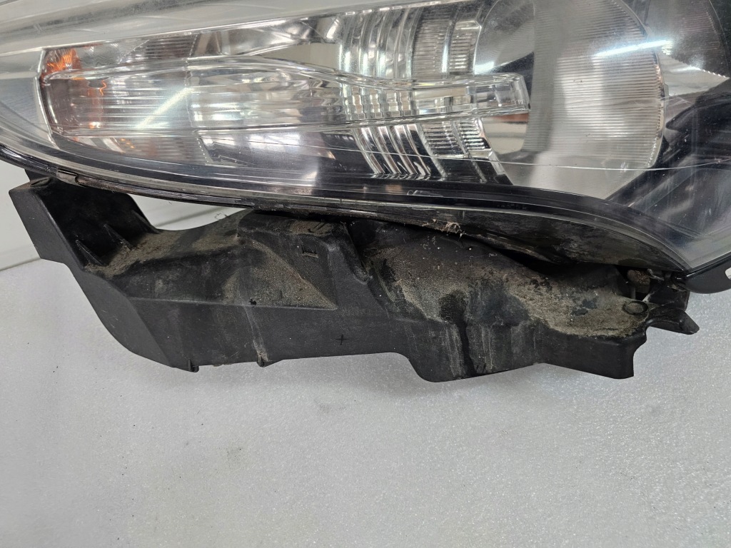 Фара передня правий renault megane 3 рестайлінг  led Київ