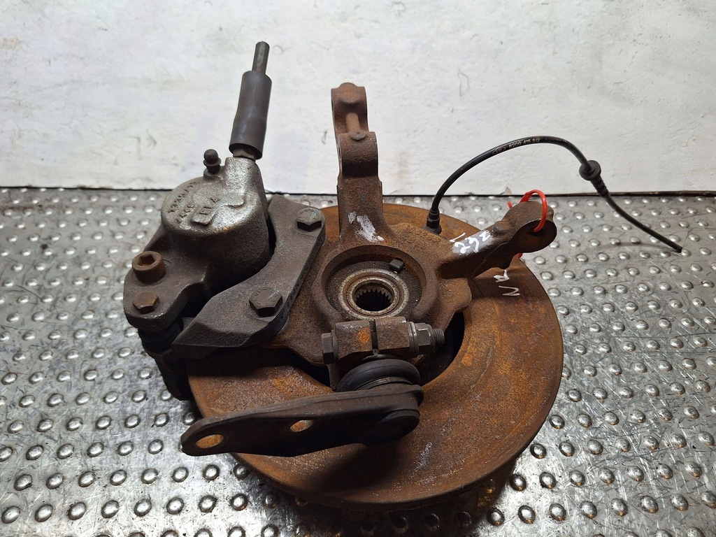 фото №1, Поворотный кулак перед правая renault twingo ii 1.2 16v 1.2 tce 1.5 dci 07-2014