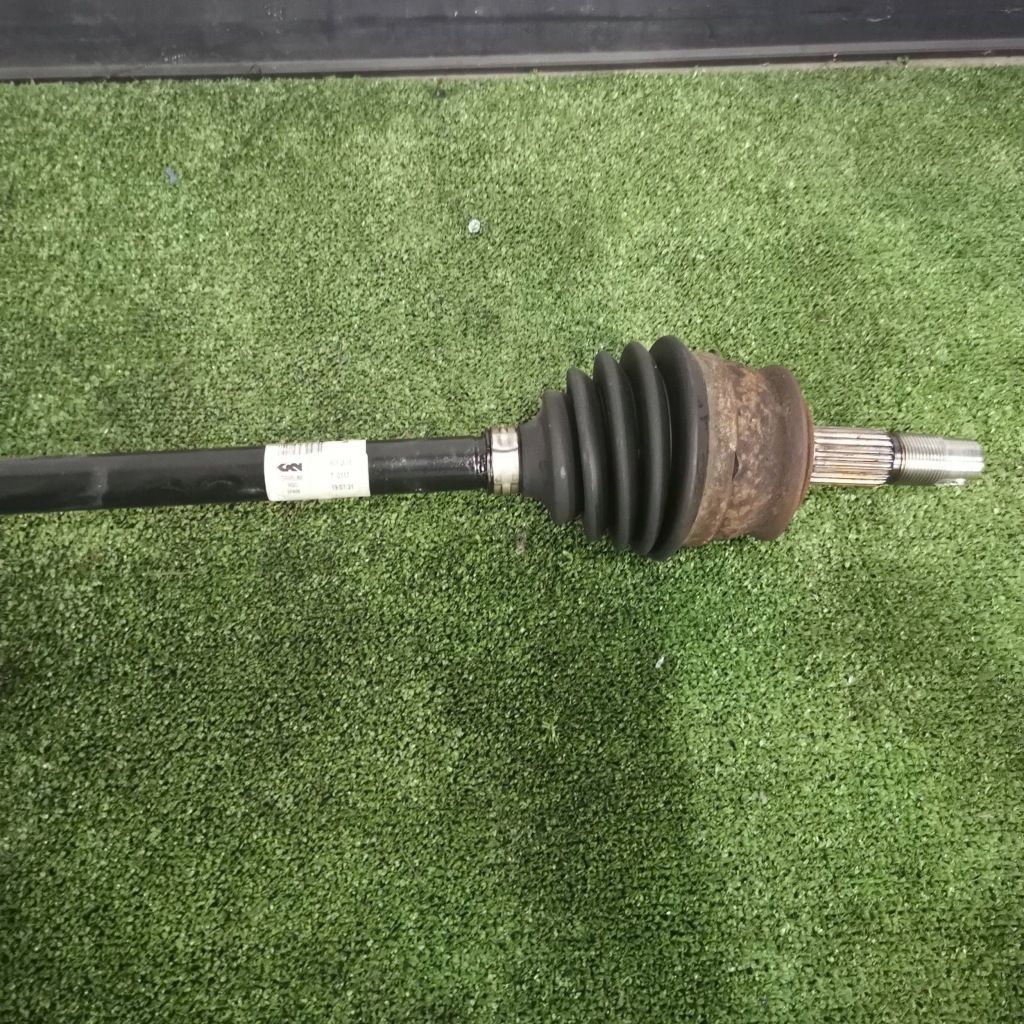 Opel corsa e 1.2 привідний вал права довга 6083818 Оригінал