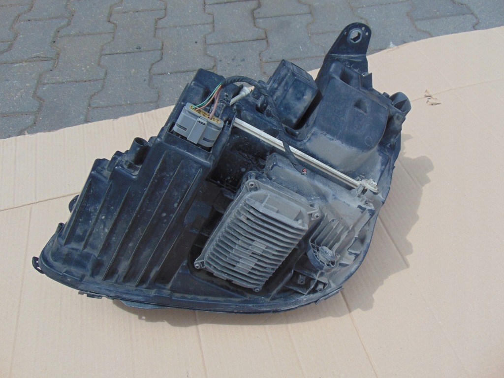 фото №4, Лампа права full led a2139069003 mercedes w213 performance